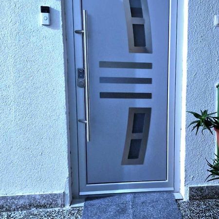 Apartment Sekulic 多博伊 外观 照片